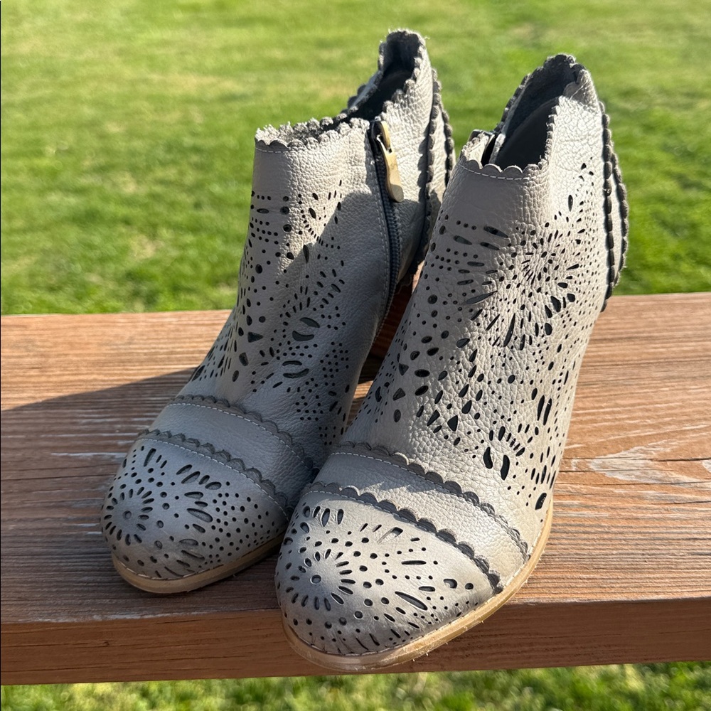 L’Artiste By Spring Step Leather Ankle Boots Gray 38